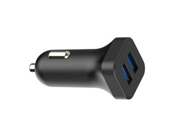Хорошая цена. Компактное зарядное устройство USB для автомобилей с входной напряжением 12V-24V с выходной точкой 2,4A и одобрением CE/GS/PSE/CCC онлайн